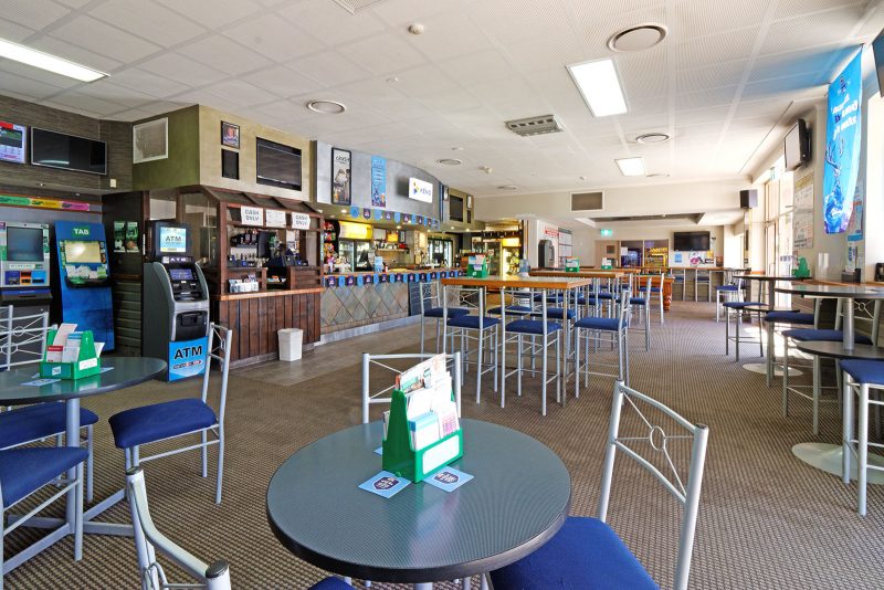 commercial-hotel-kyogle-8 commercial-hotel-kyogle-8
